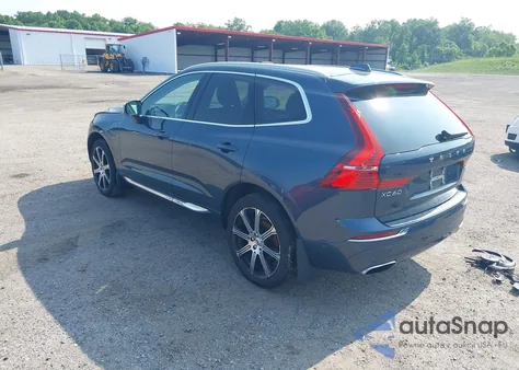 2020 Volvo Xc60 Hybrid T8 Inscription z USA, uszkodzony, nr VIN YV4BR0DL4L1512178